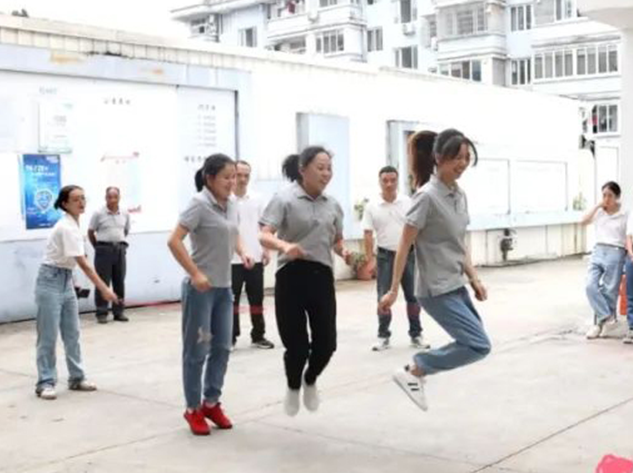 趣享運動(dòng)，喜迎亞運— —康宏電子第三屆員工運動(dòng)會(huì )